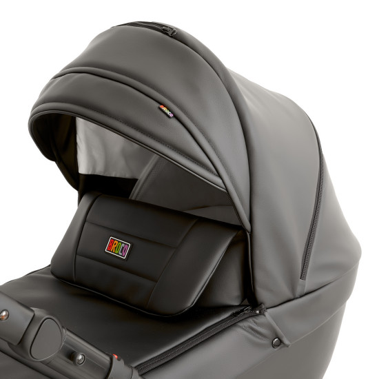 Коляска 2 в 1 Broco Miracle Black 9023-BMB-01, black, черный
