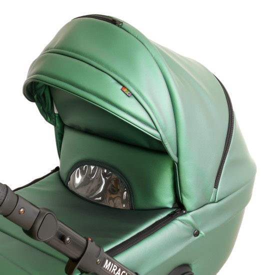 Коляска 2 в 1 Broco Miracle Black 9023-BMB-03, green, зеленый