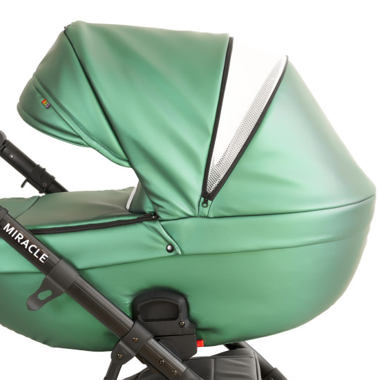 Коляска 2 в 1 Broco Miracle Black 9023-BMB-03, green, зеленый