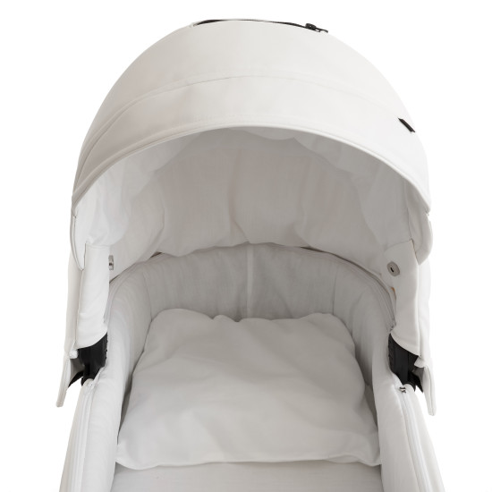 Коляска 2 в 1 Broco Miracle Black 9023-BMB-05, white, белый