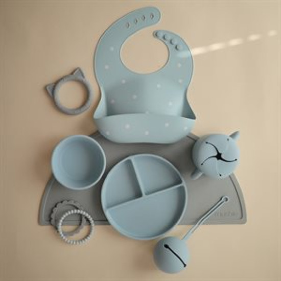 Силиконовый контейнер для пустышки Mushie Etui Powder blue