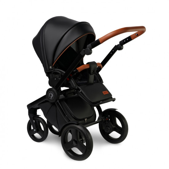 Коляска 2 в 1 Verdi Futuro 01 Cuba black, черный