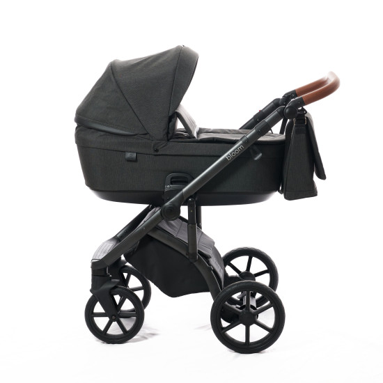Коляска 2 в 1 Roan Bloom 9023-RB-26, Black stripes, черный